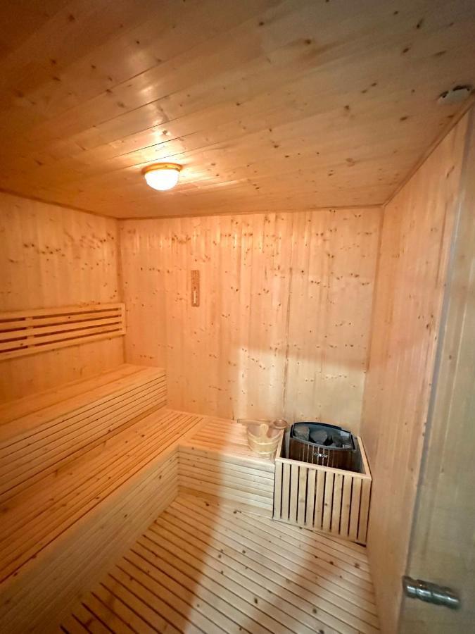 Khe Serviced - Han River Apartment *